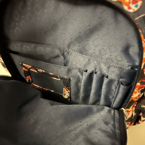 Floral Backpack - Picture 2 of 3
